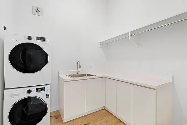 Rented by Douglas Elliman | media 23