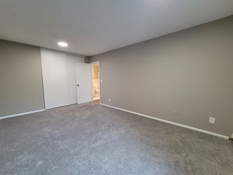 St. Anthony Park Apartments — Photo 6
