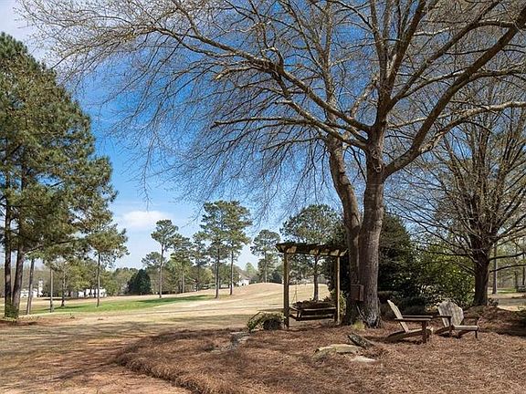 5th image of 741 Providence Club Dr