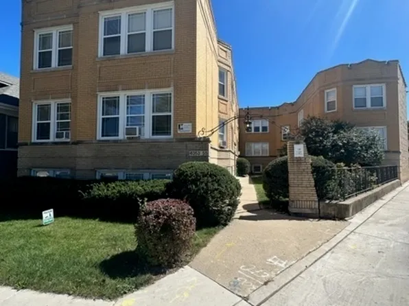 6353 W Raven St APT 2A, Chicago, IL 60646