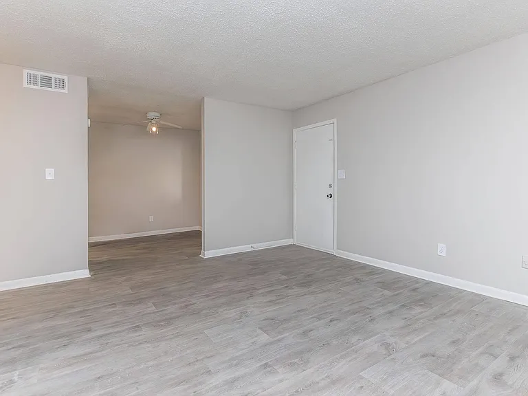 Cielo @ 325 Apartments — Photo 36