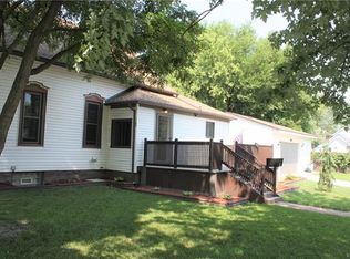 1103 Wall St, Port Huron, MI 48060