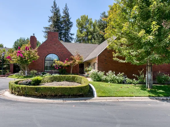 2555 W Bluff Ave Unit 139, Fresno, CA 93711