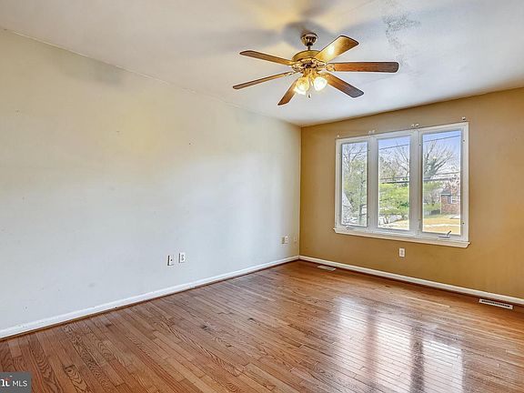 4th image of 7109 Baltimore Annapolis Blvd
