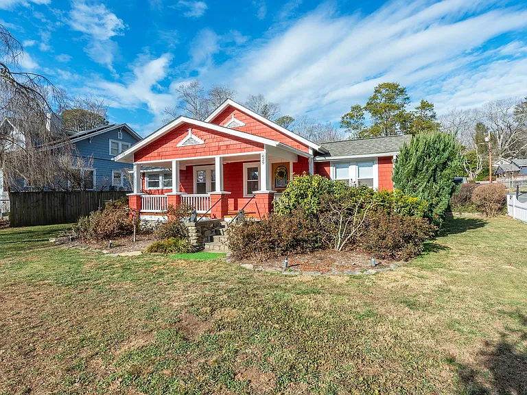 829 Montreat Rd — Photo 40