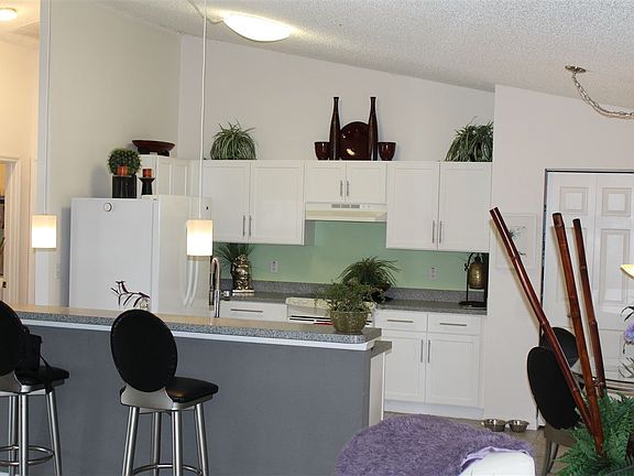 2nd image of 34 Leidel Dr