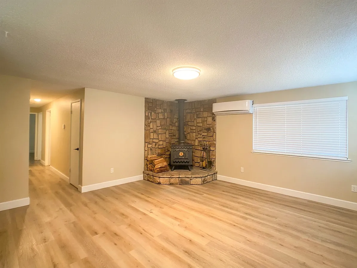 519 Turre Street — Photo 2