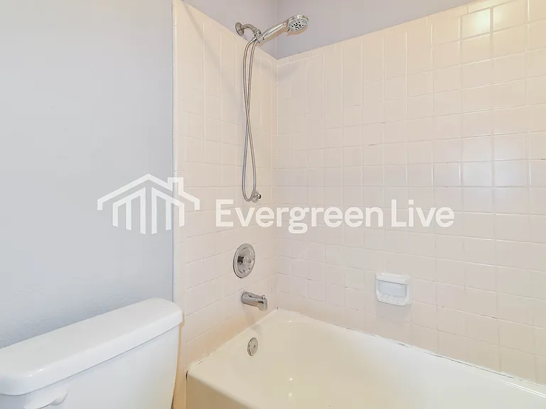 1425 Pampas Pl — Photo 8