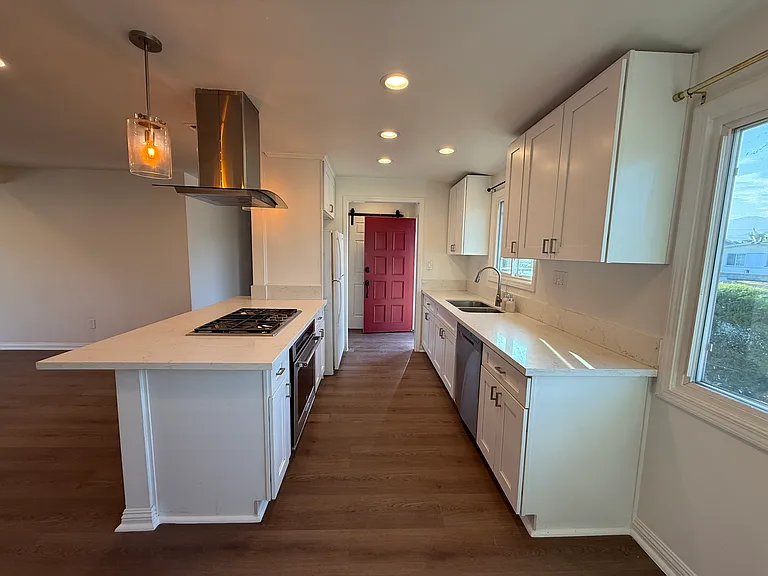 17216 E Millburgh Rd — Photo 2