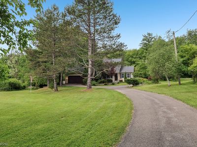14380 Caves Rd, Novelty, OH, 44072