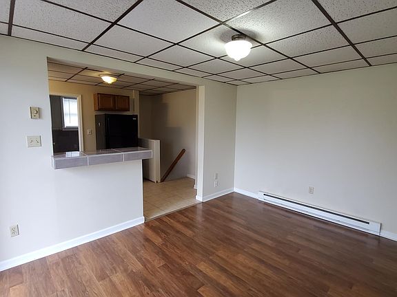 4th image of 8 Saint Stanislaus St APT 5