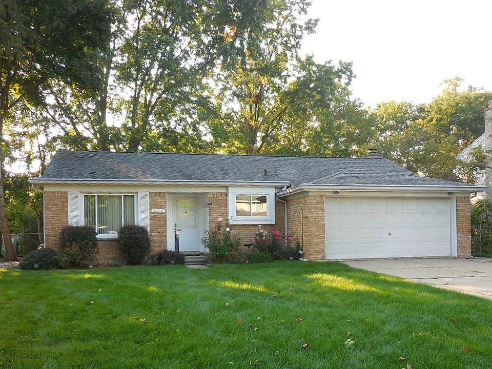 1st image of 2716 Hawks Ave