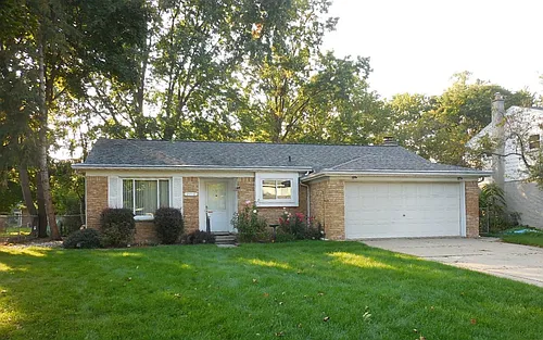 2716 Hawks Ave Photo 1