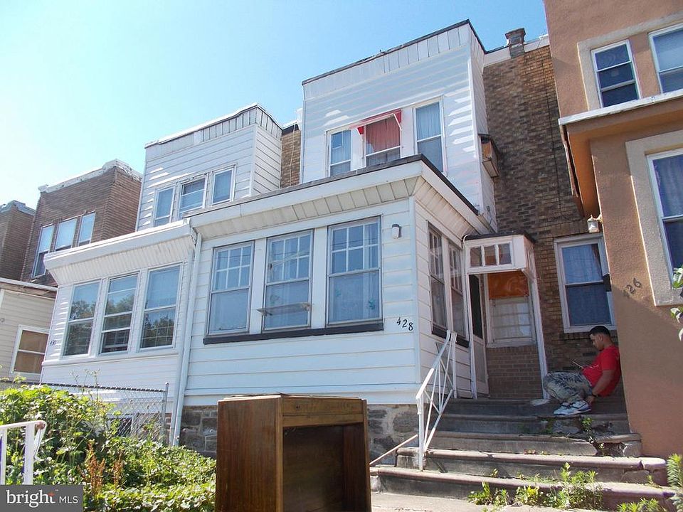 1st image of 428 E Rockland St
