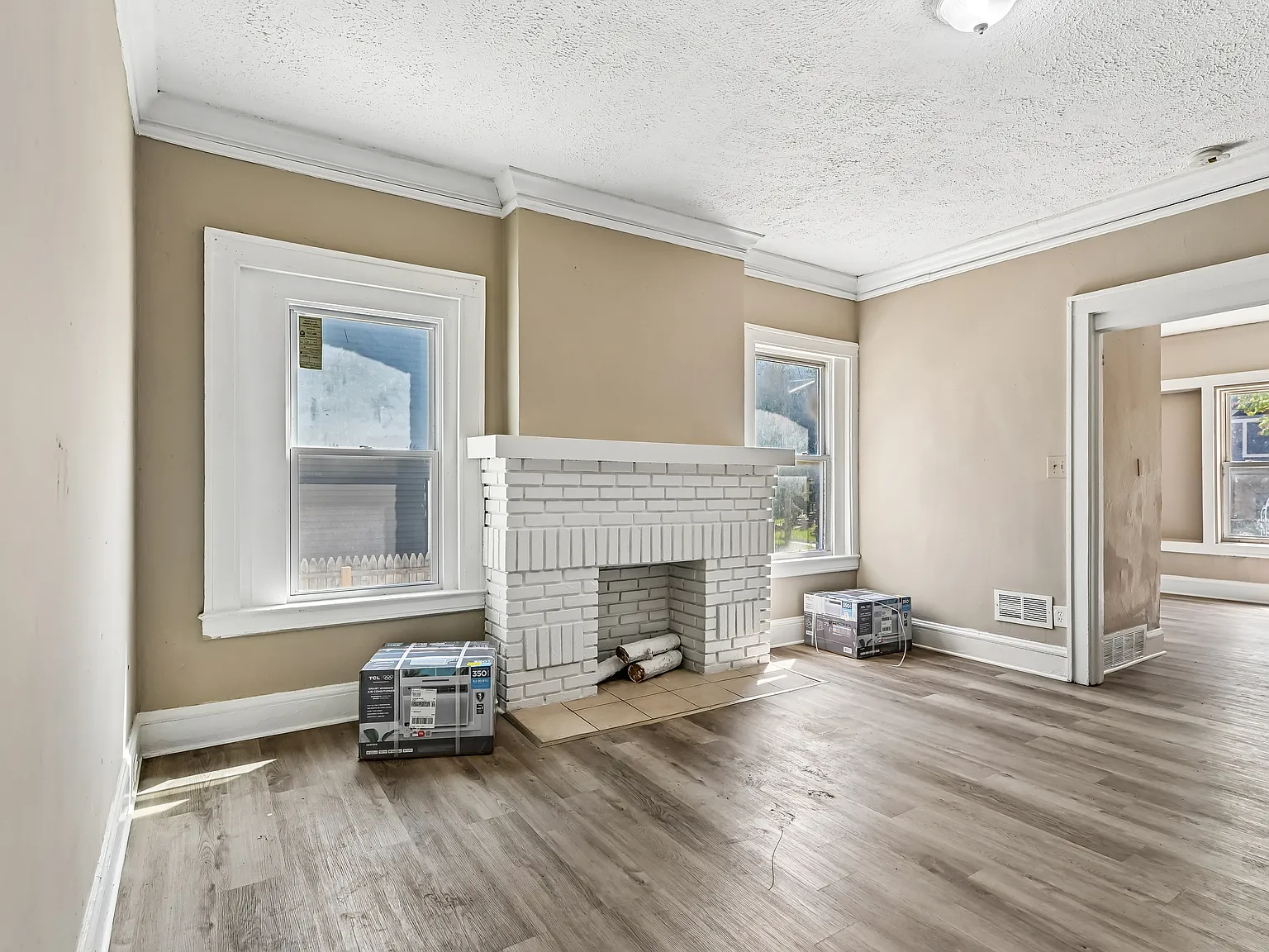 10703 Lee Ave — Photo 2