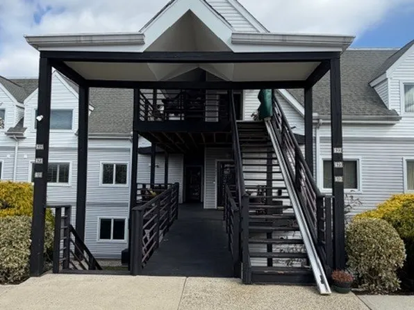 622 Popes Island Road #622, Milford, CT 06461