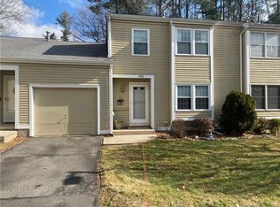 493 Carriage Dr, Southington, CT 06489