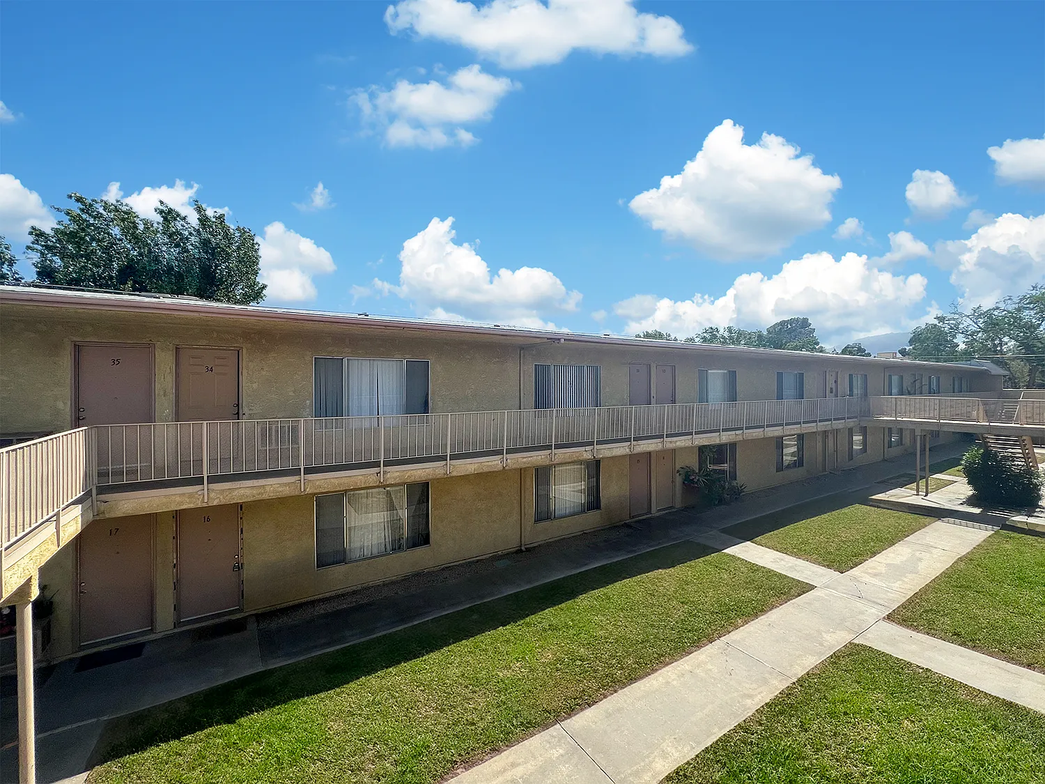 Shadow Park Apartments — Photo 4