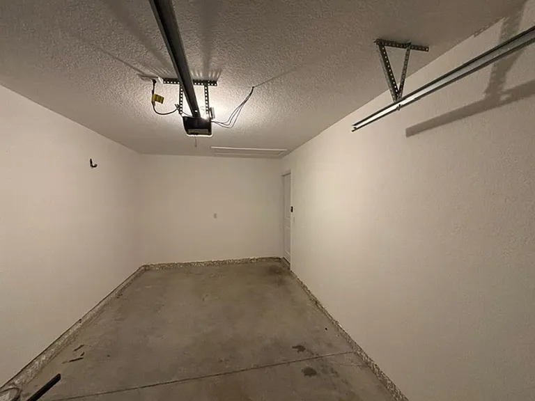 7454 Mohawk Trl — Photo 12