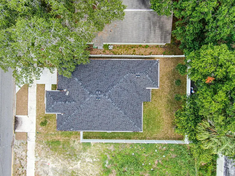 2209 E 17th Ave — Photo 26