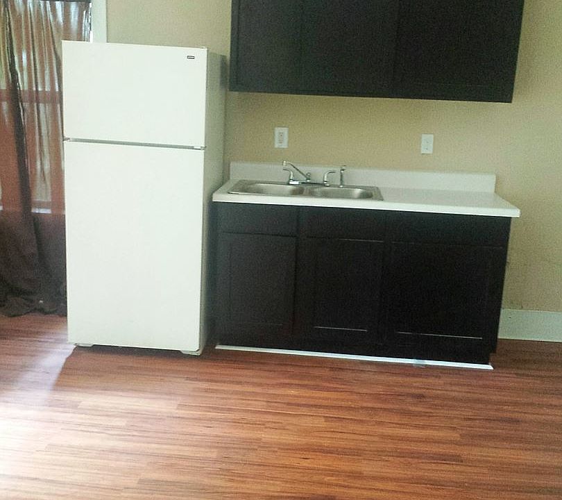 1st image of 1149 W 4th St #3906695