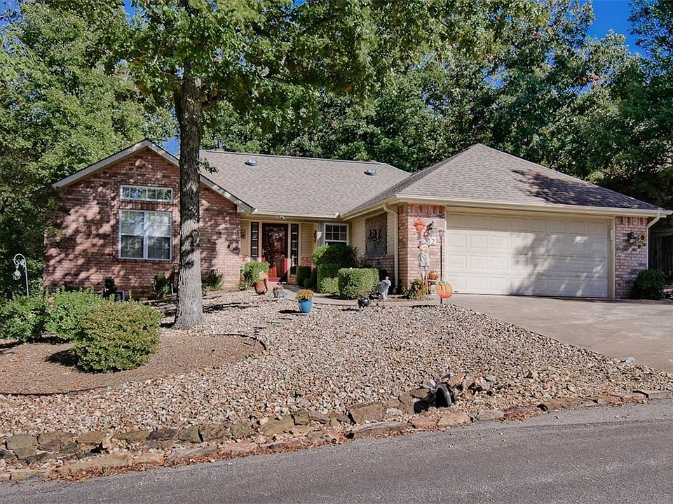 1st image of 12 Newnham Ln