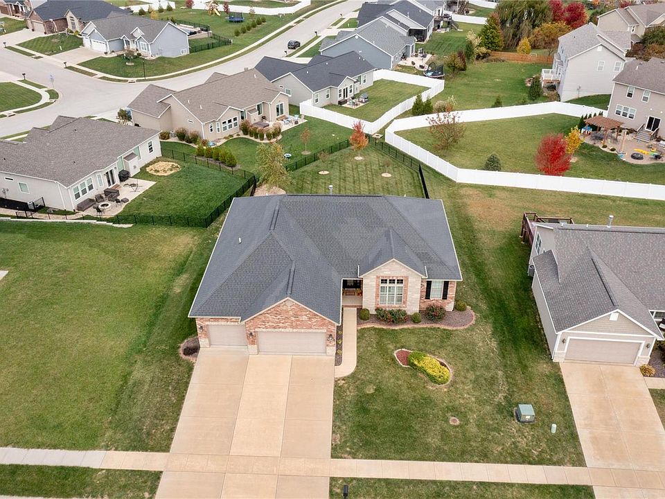 1228 Merriam Pkwy, O Fallon, IL 62269 Zillow