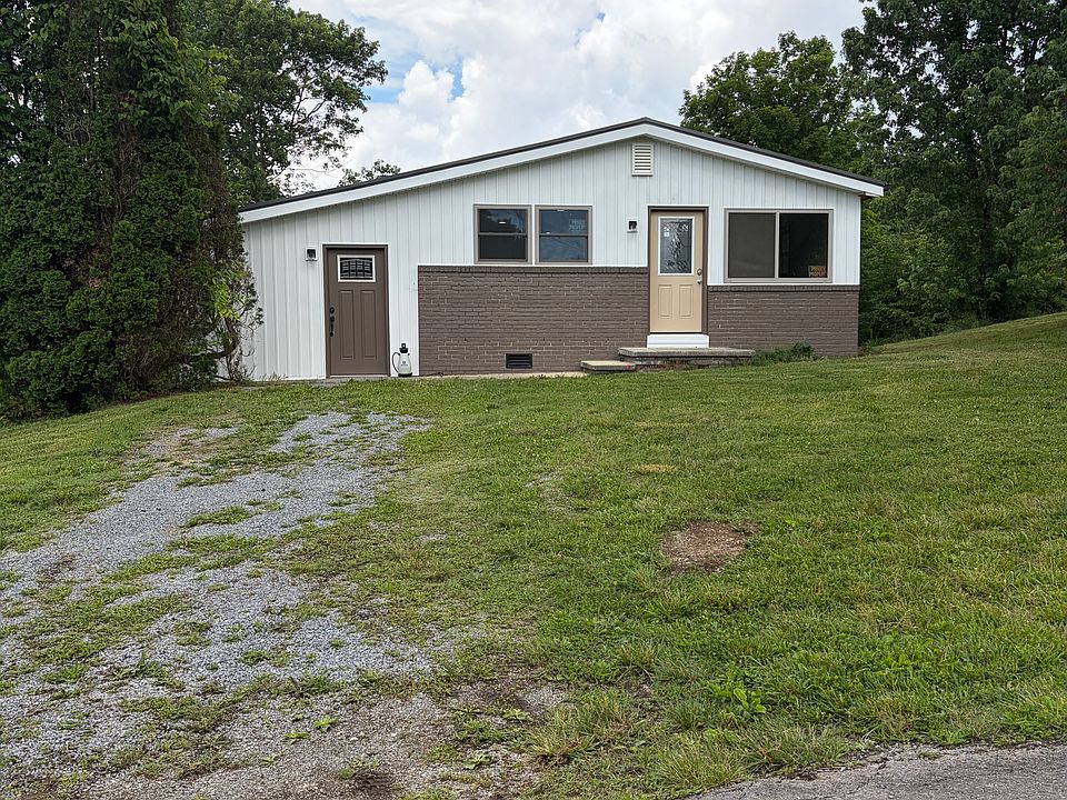 1st image of 127 Bradshaw Dr