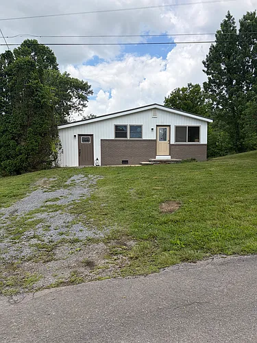 127 Bradshaw Dr Photo 1 127 Bradshaw Dr Photo 1