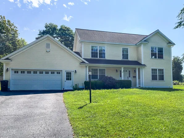 22 Magdalen Road, Delmar, NY 12054