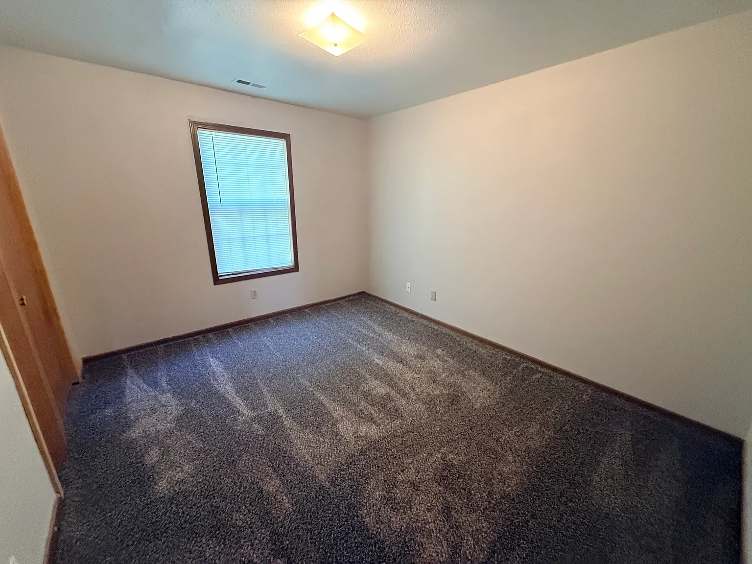 2 bed, 1.0 bath, 850 sqft, $850 — Photo 4