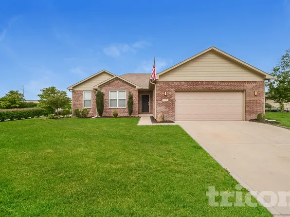 204 Myers Rd, Danville, IN 46122