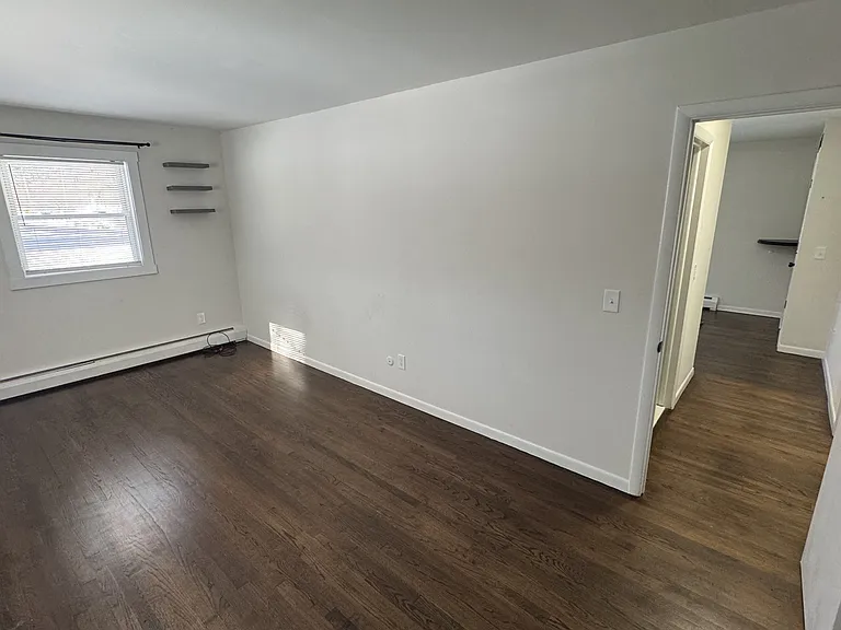 98 East Market Street — Photo 6