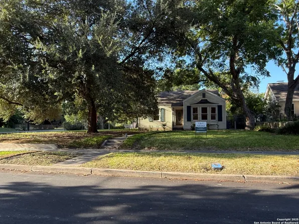 352 Cloverleaf, Alamo Heights, TX 78209