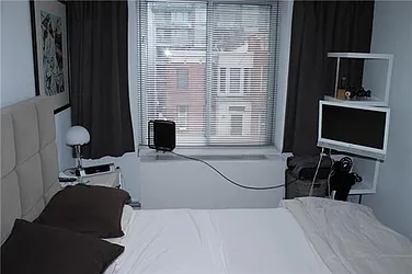 Rented by R New York