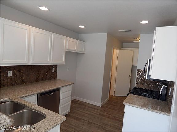 2nd image of 8213 Midnight Star Ct