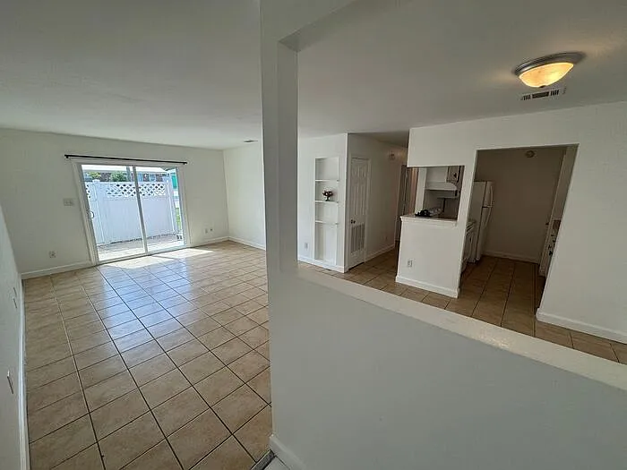 1600 Green Briar Pkwy #A — Photo 3