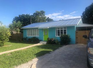 2048 Oak Ter, Sarasota, FL 34231