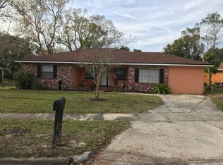 667 Lorraine Cir, Lake Wales, FL 33853