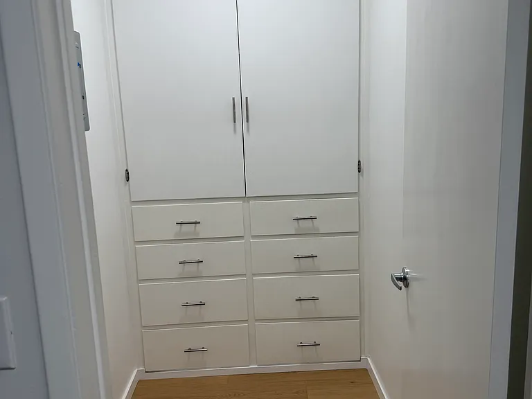525 S Kenmore Ave #9 — Photo 7