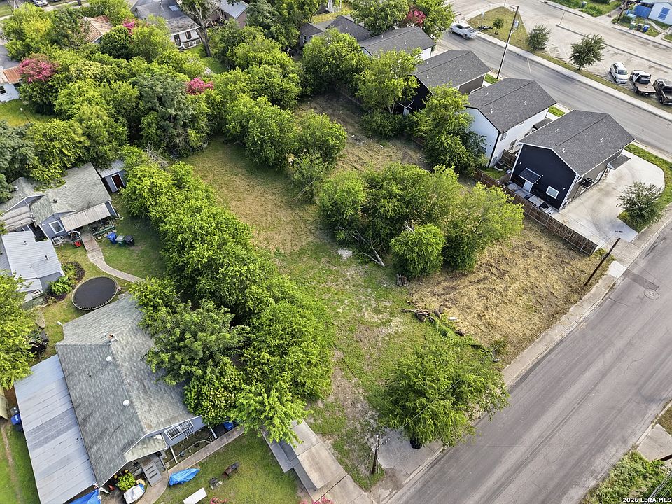 1st image of 1710 Hays Street LOT 5