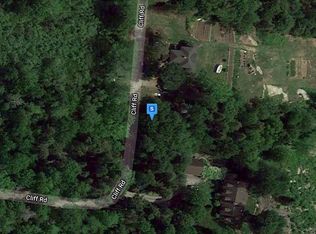 30 Cliff Rd, Northport, ME 04849