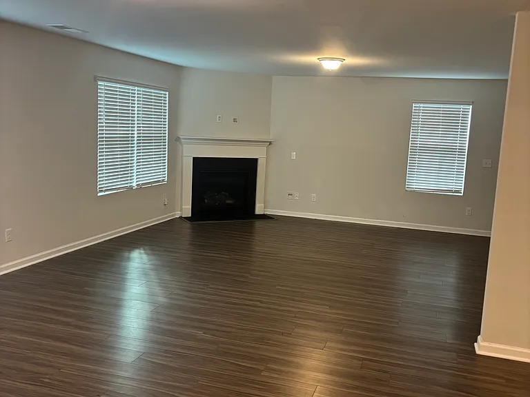 309 Ollivander Ln — Photo 15