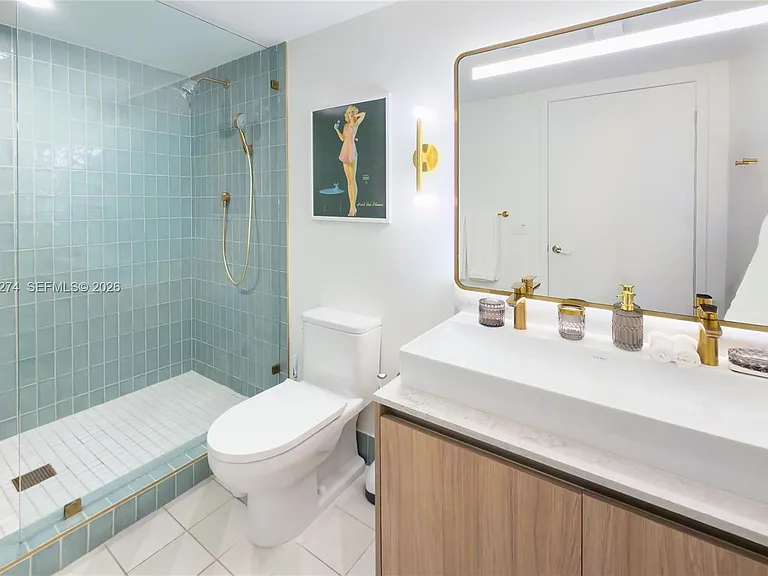 159 NE 6th St #4101 — Photo 25