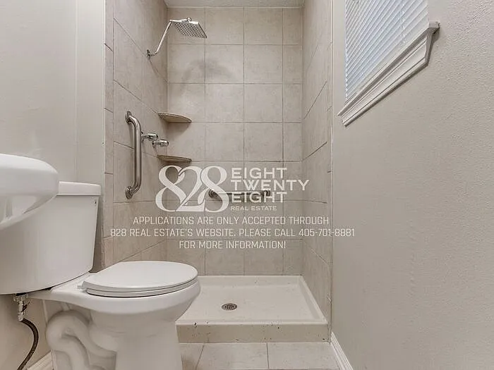 8129 NW 28th Ter — Photo 19