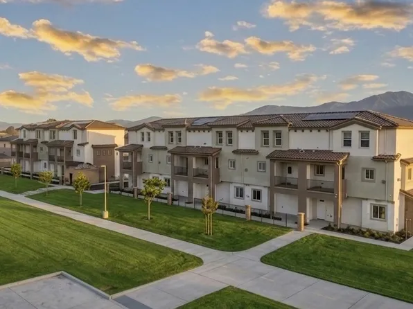 8423 Tamarind Ave, Fontana, CA 92335