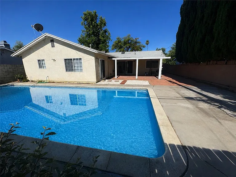 6152 Tony Ave — Photo 1