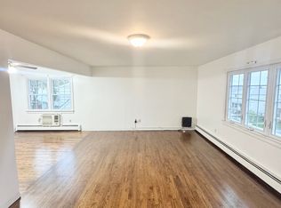 327 Westminster Pl, Lodi, NJ 07644