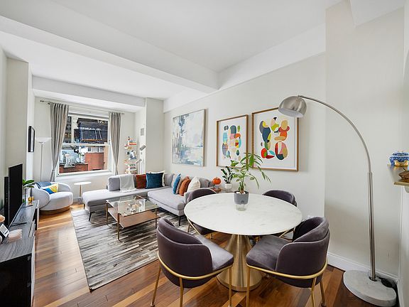 3rd image of 88 Greenwich St APT 807