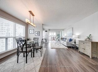 18 Hollywood Ave #1701, Toronto, ON